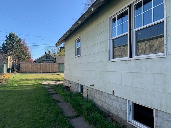 3rd image of 1711 W Carlisle Ave