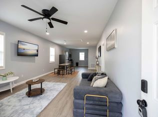 1001 E Morehead St #ID1323323P, Burlington, NC 27215