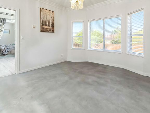3rd image of 8868 112th St