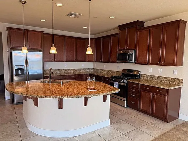 17978 Silver Springs Way — Photo 4