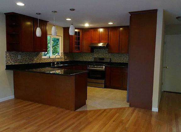 3rd image of 1432 Hollenbeck Ave