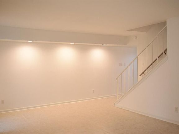 2nd image of 5005 Georgi Ln APT 215