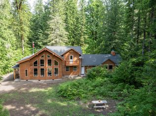 20550 E Lolo Pass Rd, Rhododendron, OR 97049