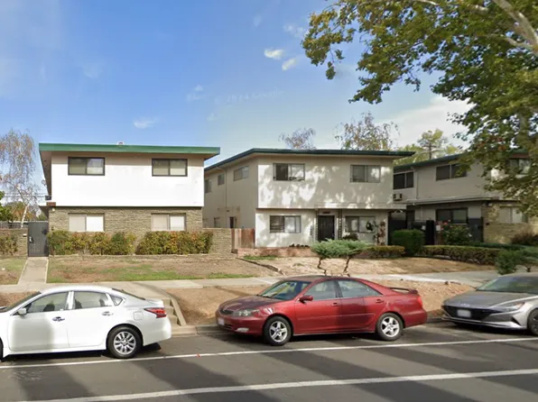 2253 2nd Ave #7, Sacramento, CA 95818