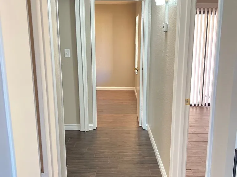 6811 Klamath Way — Photo 20