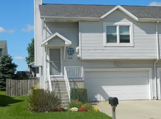 1237 Beacon Hill Ct, Normal, IL 61761