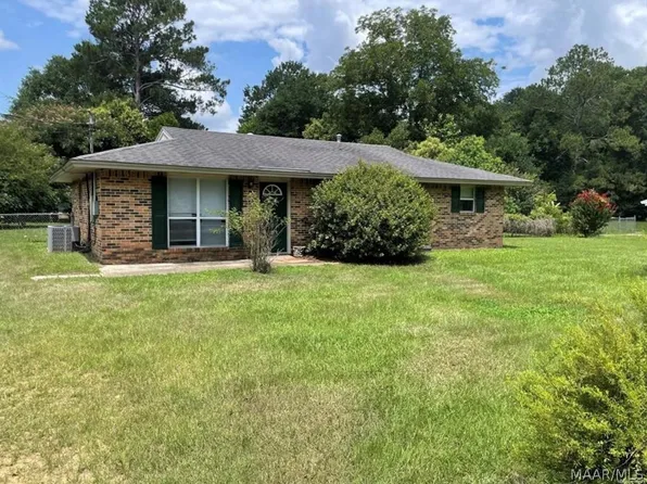 123 Pine Leaf St, Wetumpka, AL 36092