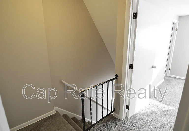 393 Barnett Rd — Photo 16