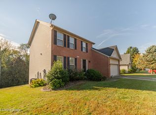 9206 Newbury Ct, Prospect, KY 40059