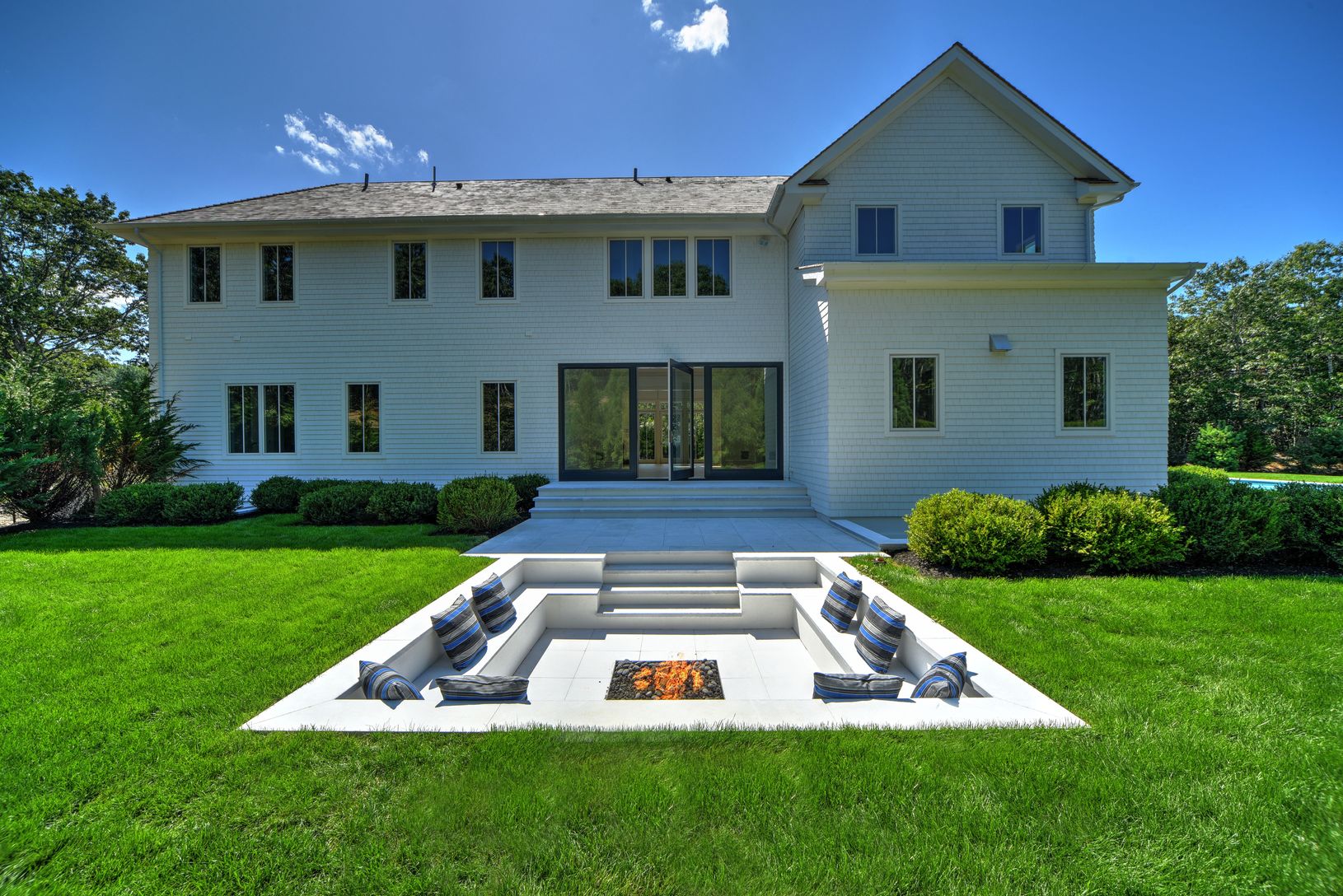  2 Back Yards...Firepit off the Dining Room