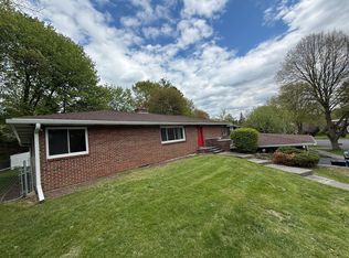319 Barrington Rd, Syracuse, NY 13214