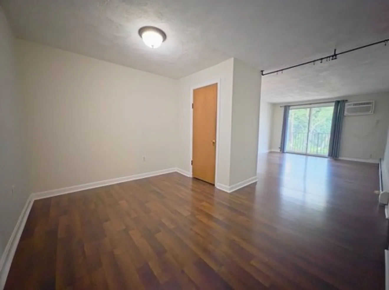1 bed, 624 sqft, $1,900 — Photo 4