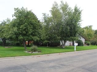 2114 4th St NE, Jamestown, ND 58401