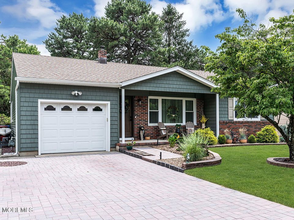1st image of 12 Millbrook Drive