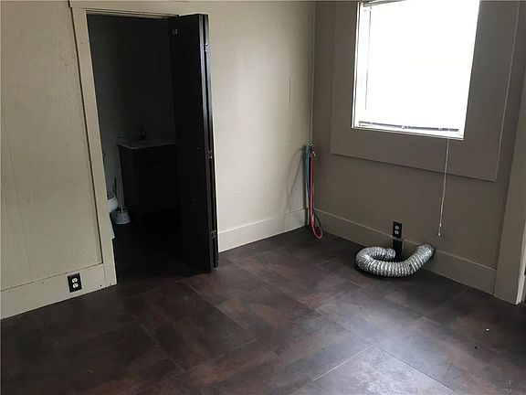 5th image of 120 Piper St #122
