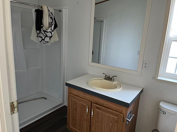 4th image of 2111 S Majestic Dr