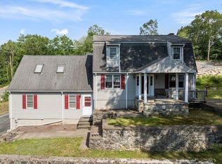 215 Manila Ave, Woonsocket, RI 02895