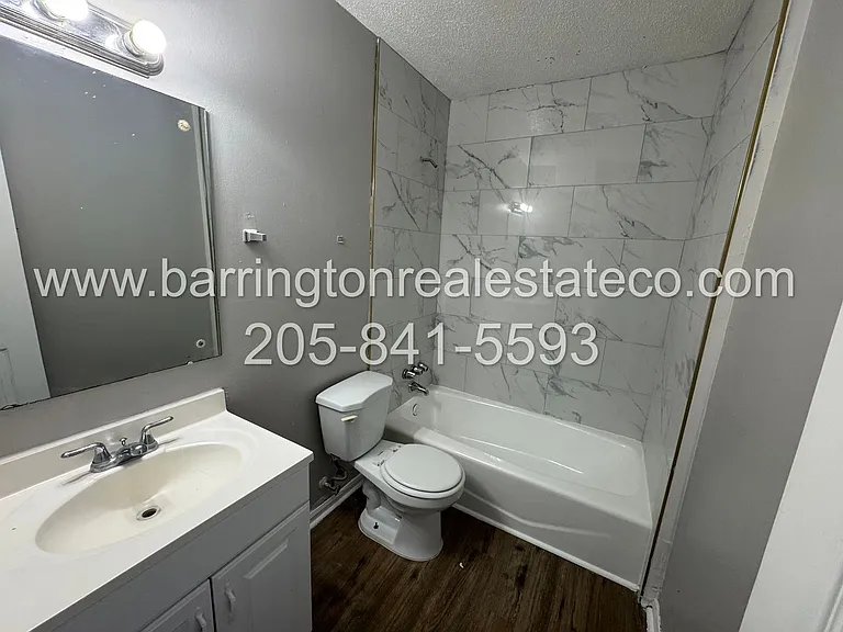 908 4th Ave W #4 — Photo 5