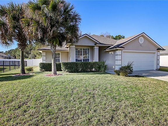 2nd image of 23626 Flora Parke Blvd