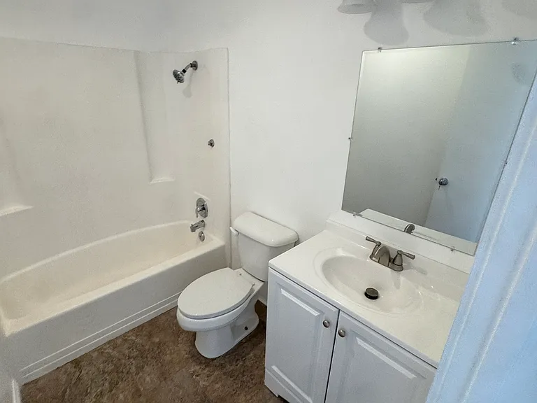 717 Boulevard Ave — Photo 7