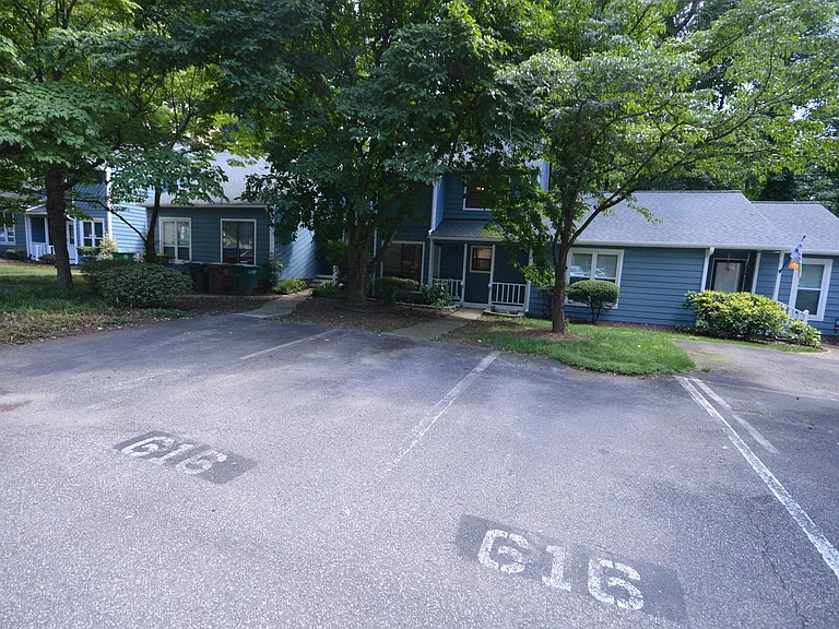 616 Applecross Dr — Photo 3
