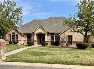 304 Applewood Ln, Haslet, TX 76052