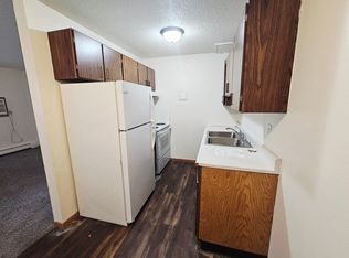 2007 E Divide Ave #19, Bismarck, ND 58501