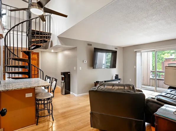 21 Margin St APT 34, Lynn, MA 01905