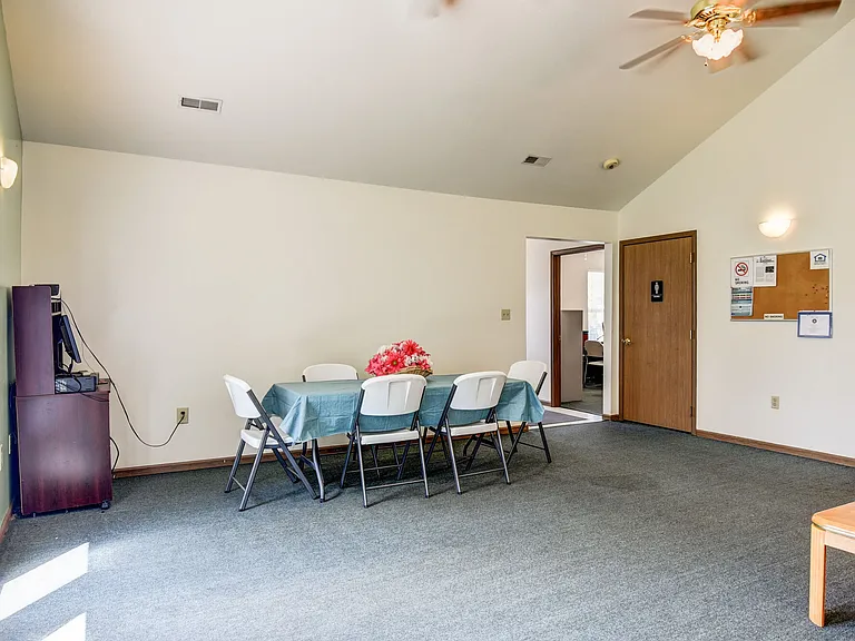 Catawba Club — Photo 15