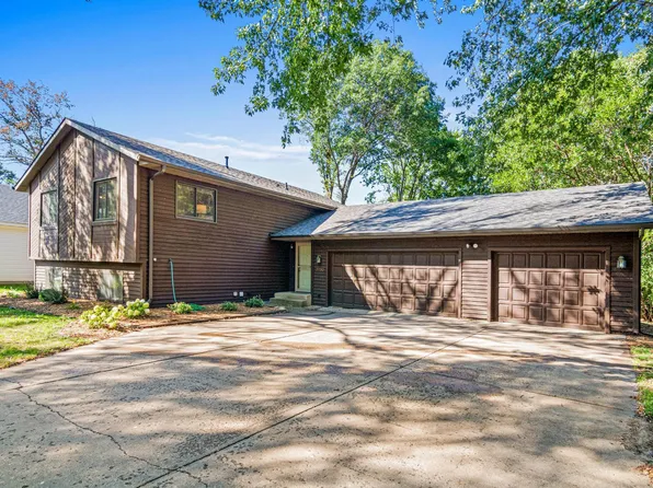 7720 Long Lake Rd, Mounds View, MN 55112