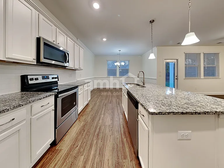 106 Doral Blue Dr — Photo 4