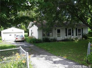 102 Baker Blvd, Syracuse, NY 13209