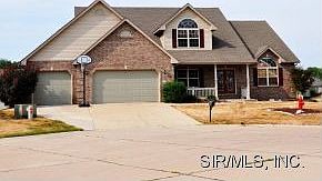 1st image of 104 Oak Hill Dr