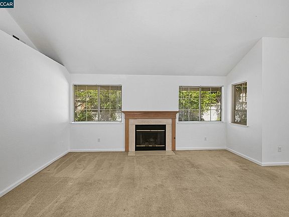 5th image of 320 Warmcastle Ct