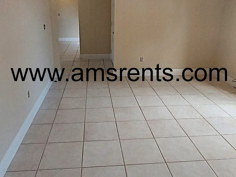 1080 Hali Ridge Ct — Photo 6