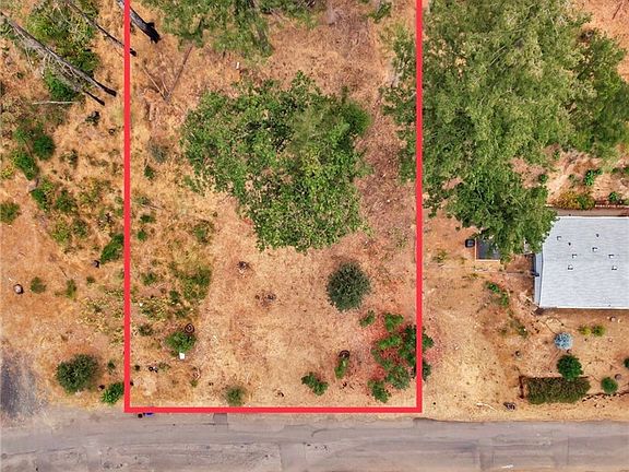 3rd image of 11541 Anderson Springs Rd #6