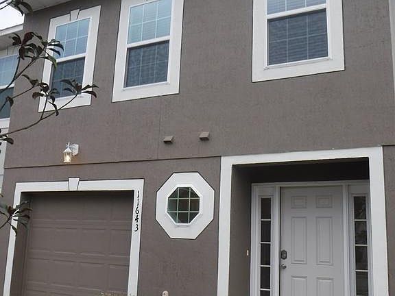 3rd image of 11643 Hickory Oak Dr