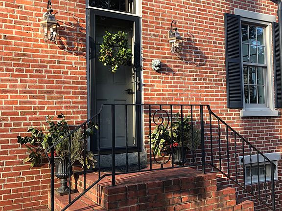 5th image of 901 Lovering Ave