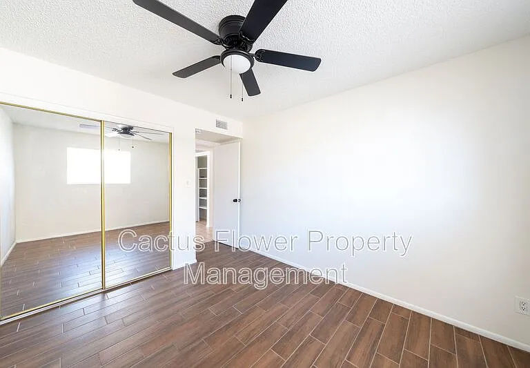 2147 W Edgewood Ave — Photo 21