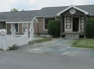358 Saint Peter St, Raceland, LA 70394