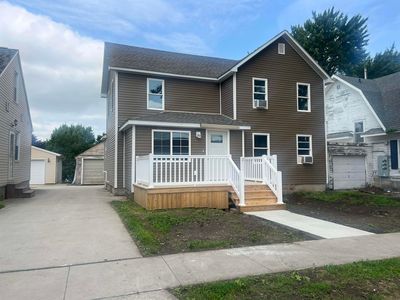 705 E Ave, Grundy Center, IA, 50638