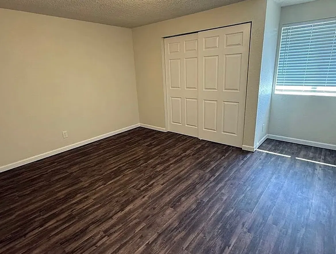 2 bed, 800 sqft, $1,750 — Photo 1