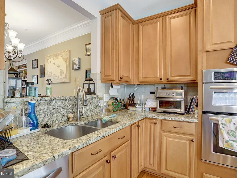 5228 Harold Secord St — Photo 18