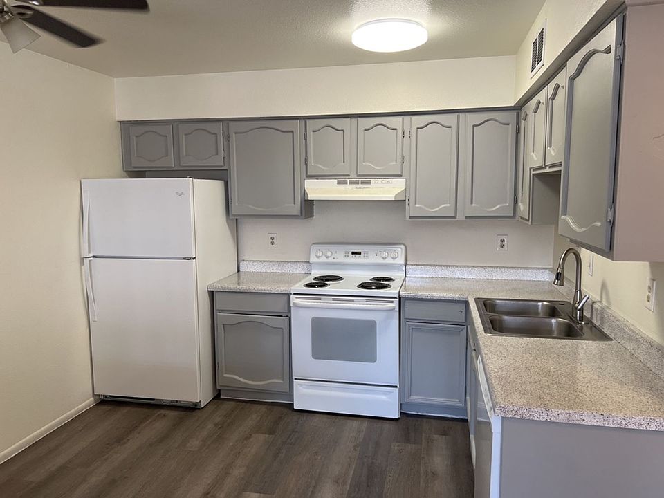 1st image of 653 S Morris Cir #2