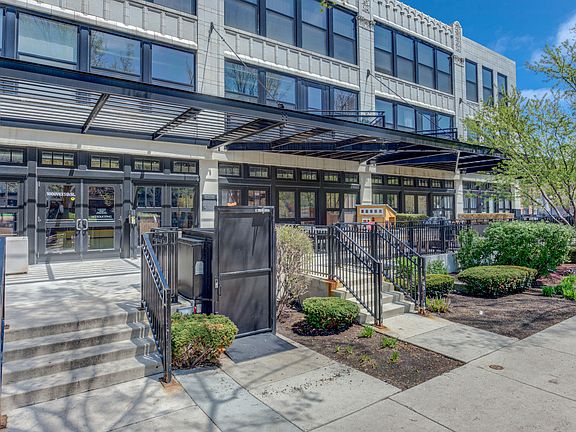 2nd image of 1000 W 15th St Unit 127
