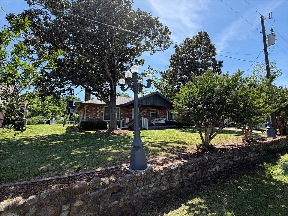1st image of 30 N Terrace Dr