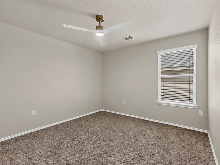 735 Pelican Point — Photo 31