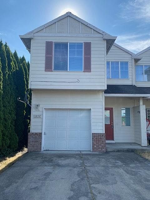 1st image of 1454 NE Birkshire Ct