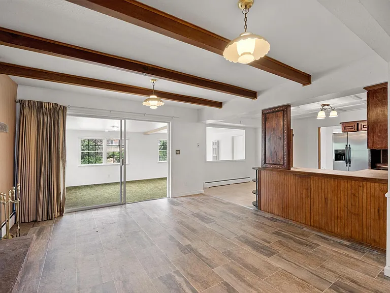 905 W 6th Ave — Photo 21