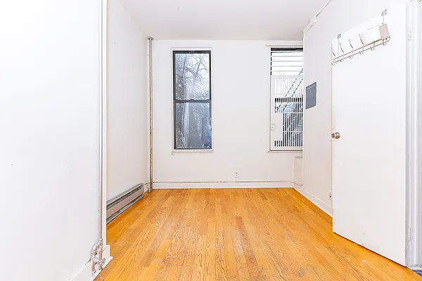 Rented by MySpaceNYC | media 16